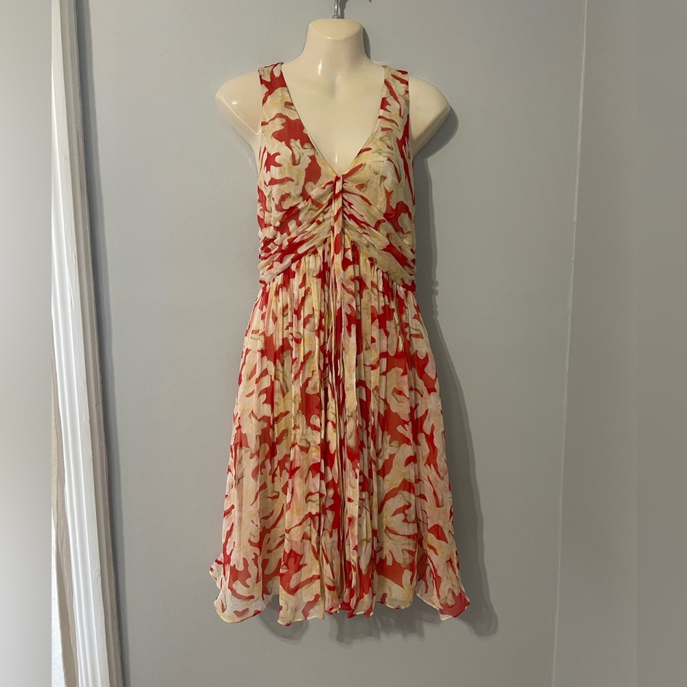 DIANE VON FURSTENBERG Silk Floral Summer Dress